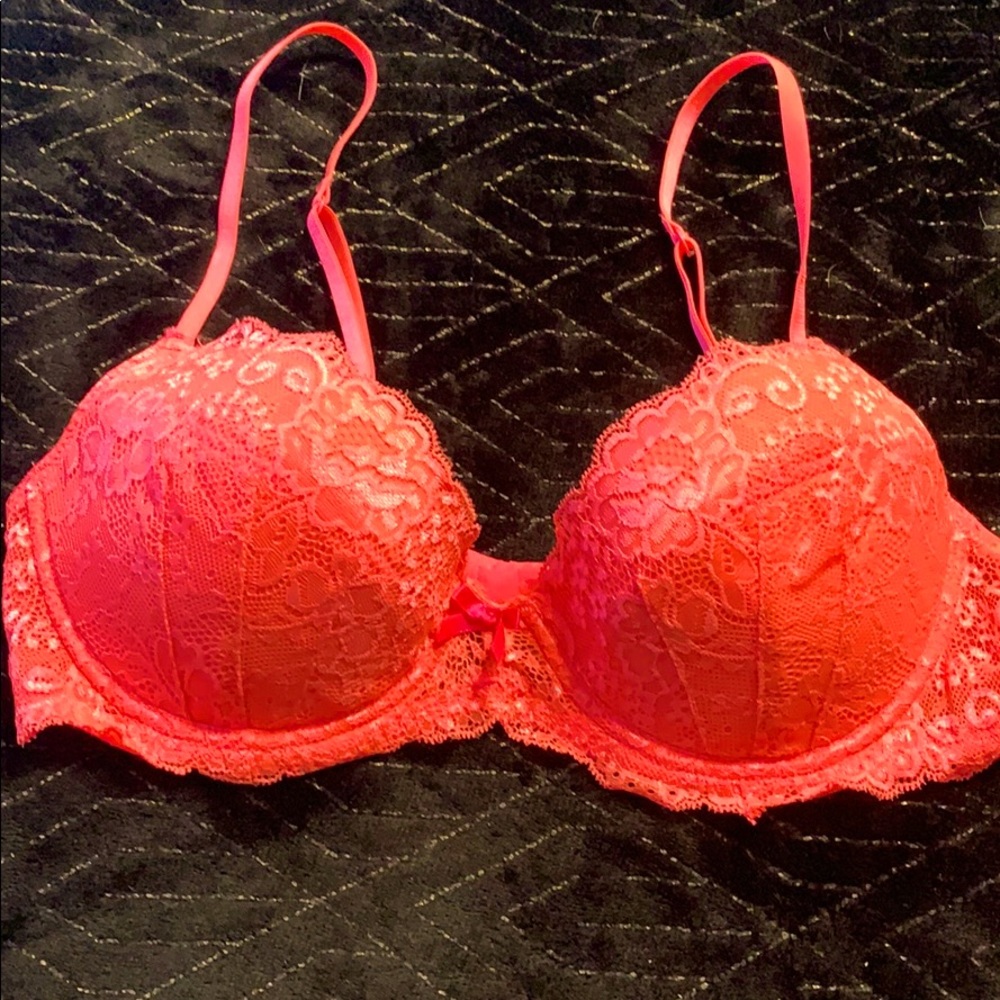 Pink Candie’s push-up bra